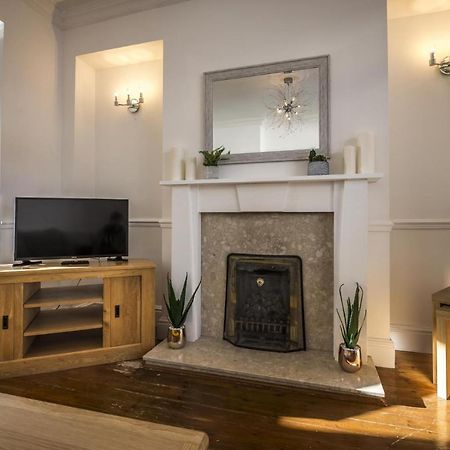Ivydene - 3 Bedroom Holiday Home - テンビー エクステリア 写真