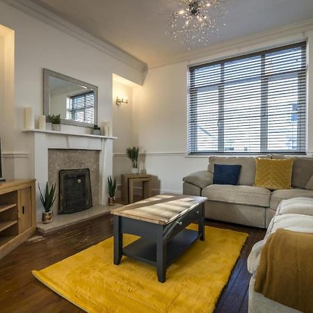 Ivydene - 3 Bedroom Holiday Home - テンビー エクステリア 写真