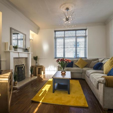 Ivydene - 3 Bedroom Holiday Home - テンビー エクステリア 写真